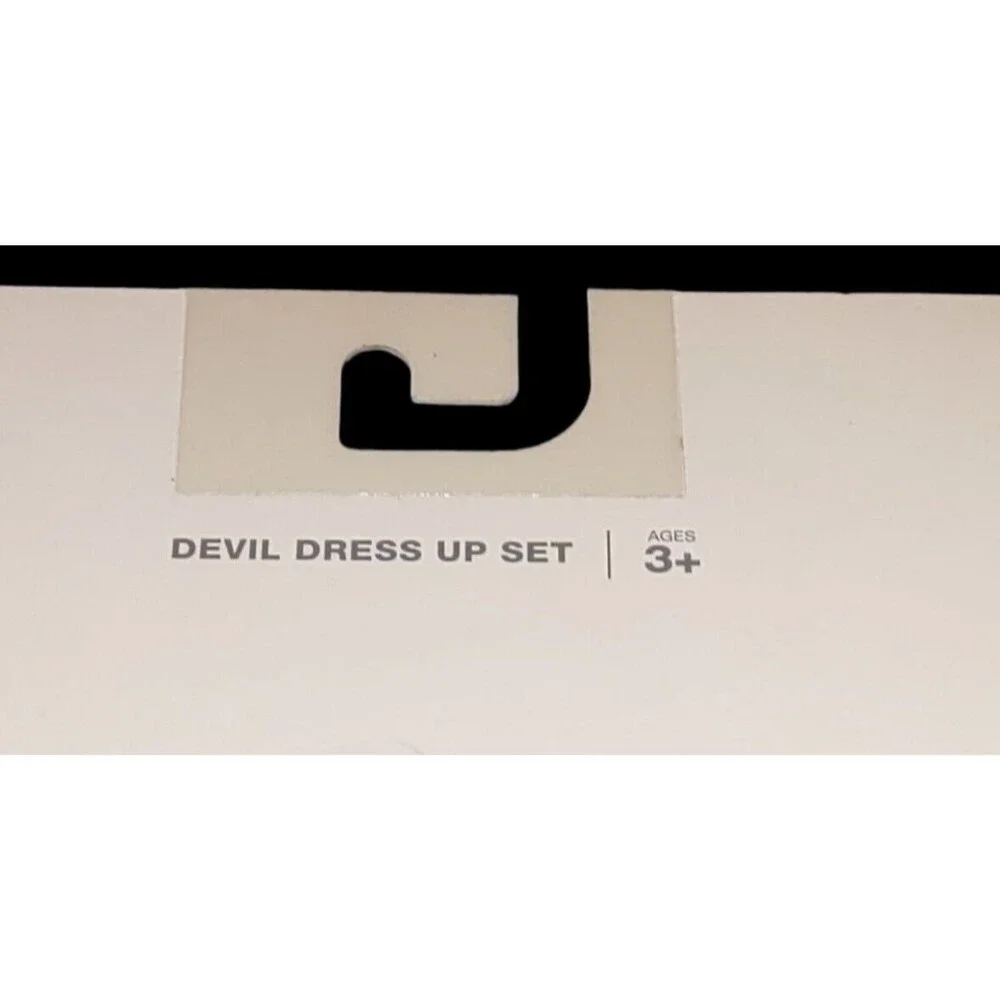 Halloween Red Devil Dress Up Set 5pc Headband cuffs choker tail girls age 3+